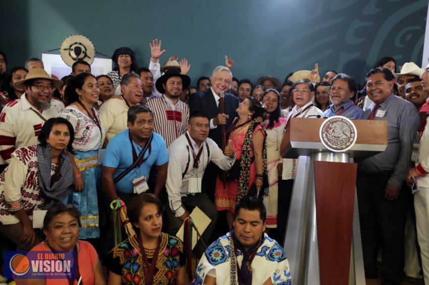 AMLO conmemora el Día de los Pueblos Indígenas y Afroamericanos desde Durango