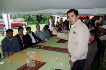 Legislaré a favor de un desarrollo sustentable para el sector aguacatero