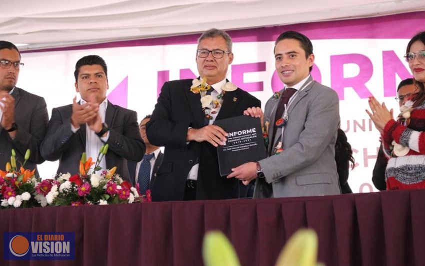 Alcalde de Paracho rindió su primer informe de actividades 