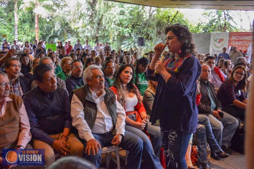 Ivonne Ortega renuncia al PRI 