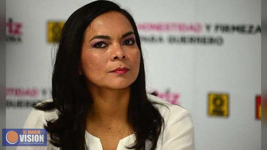 Beatriz Mojica renuncia a 30 años de militancia del PRD