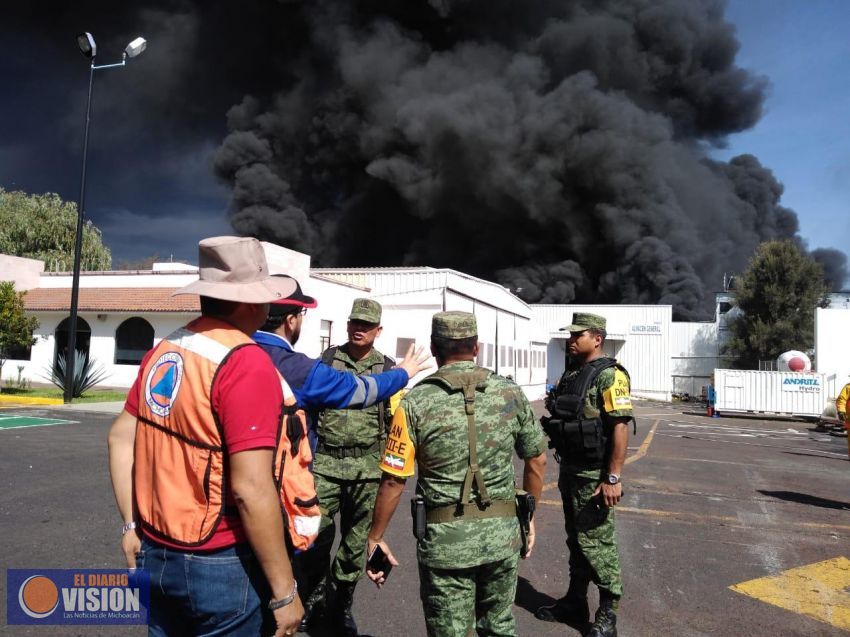 Atiende PC Estatal incendio en Ciudad Industrial; aplican protocolo preventivo