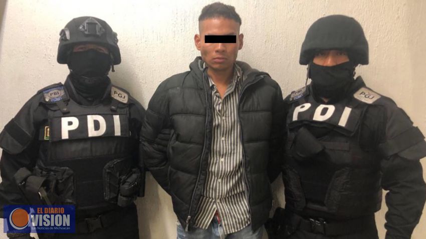 Detienen a hombre que golpeó a reportero de ADN 40