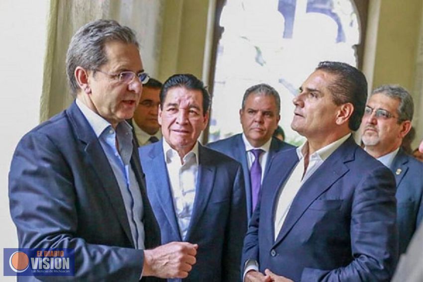 Prepara SEP reunión con gobernadores