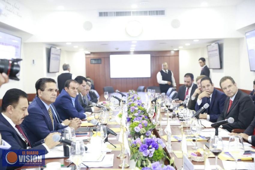 Sostienen Gobernadores reunión con titular de SEP en el marco de la Conago