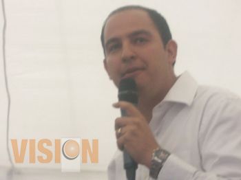 Recibe Marko Cortés, apoyo de pate de los locatarios de la central de abastos de Morelia 