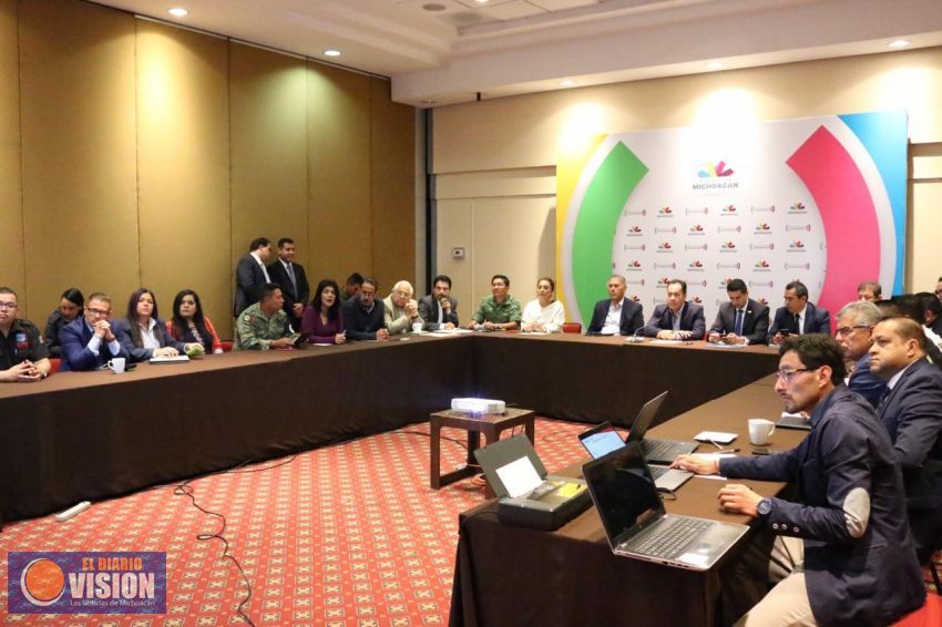 Encabeza Carlos Herrera reunión para actividades del mes patrio 