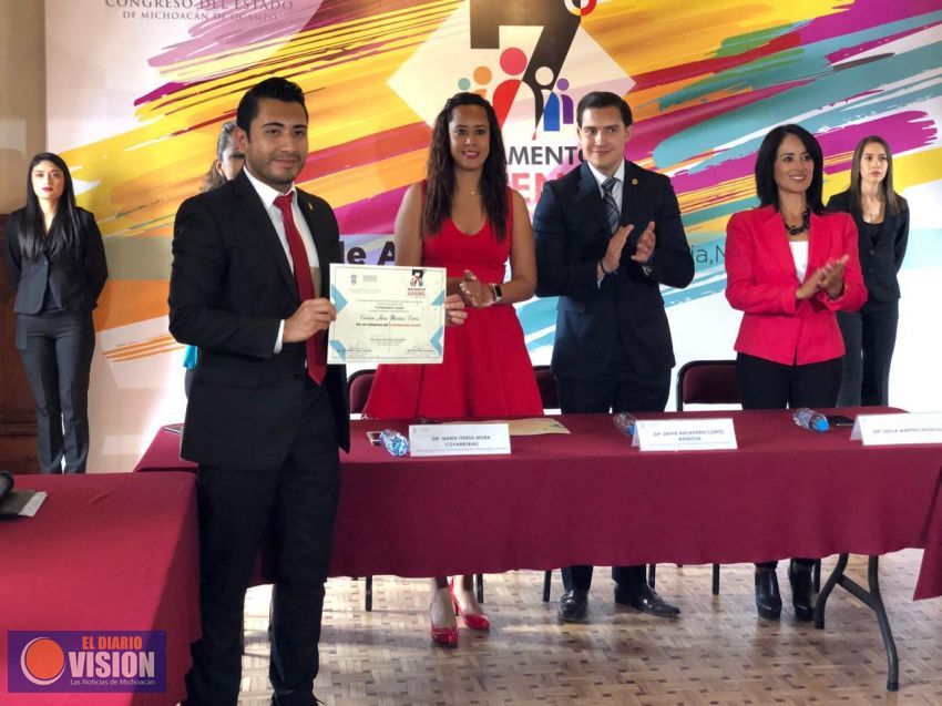 7º Parlamento Juvenil concluyó con éxito