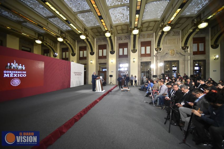 Dinero del presupuesto ya no se va por el caño de la corrupción: AMLO