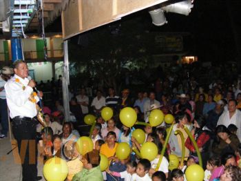 Gran Fiesta en Caltzontzin para Ratificar Apoyo a Toño Lagunas