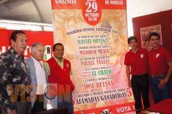 Realizan Festival Taurino en apoyo a Fausto Vallejo Figueroa