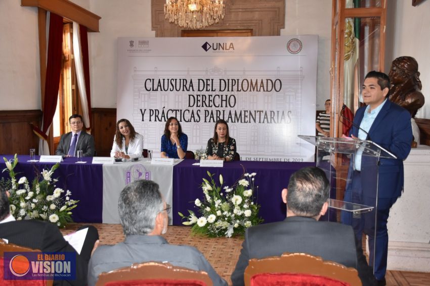 Concluyen diputados y secretarios técnicos Diplomado en Derecho y Prácticas Parlamentarias