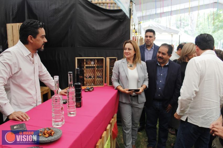 El Mezcal, una de las 5 bebidas más tradicionales de México: Sectur