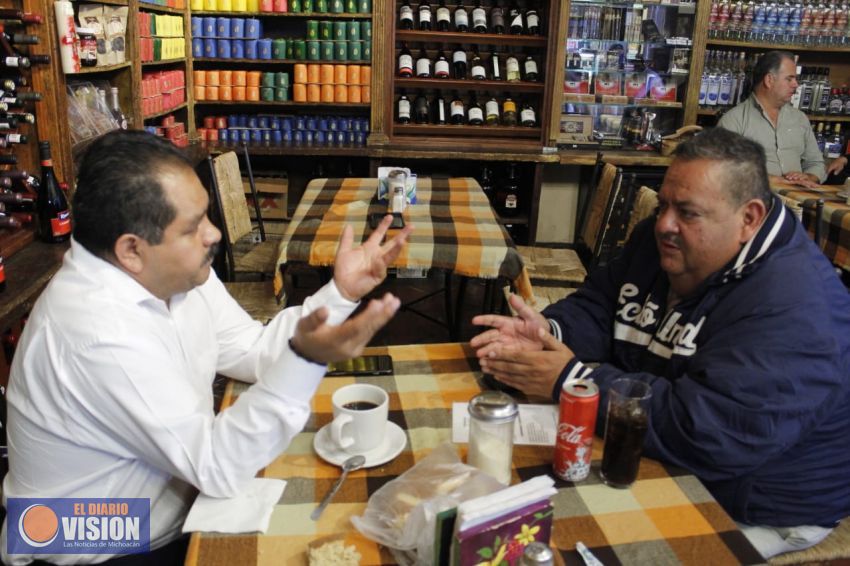 Lupillo Aguilera y Crescenciano Luquín acuerdan ruta para fortalecer al PRD en Pátzcuaro