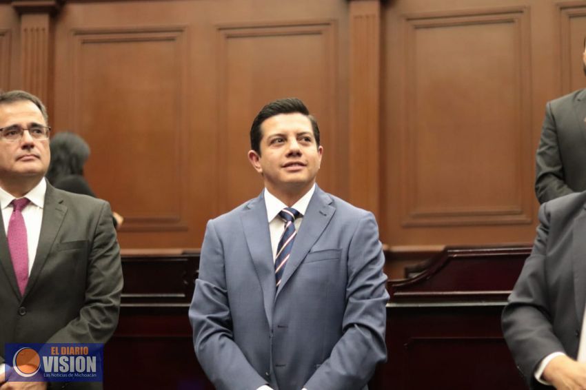  Llama Oscar Escobar a un acuerdo político por los michoacanos   