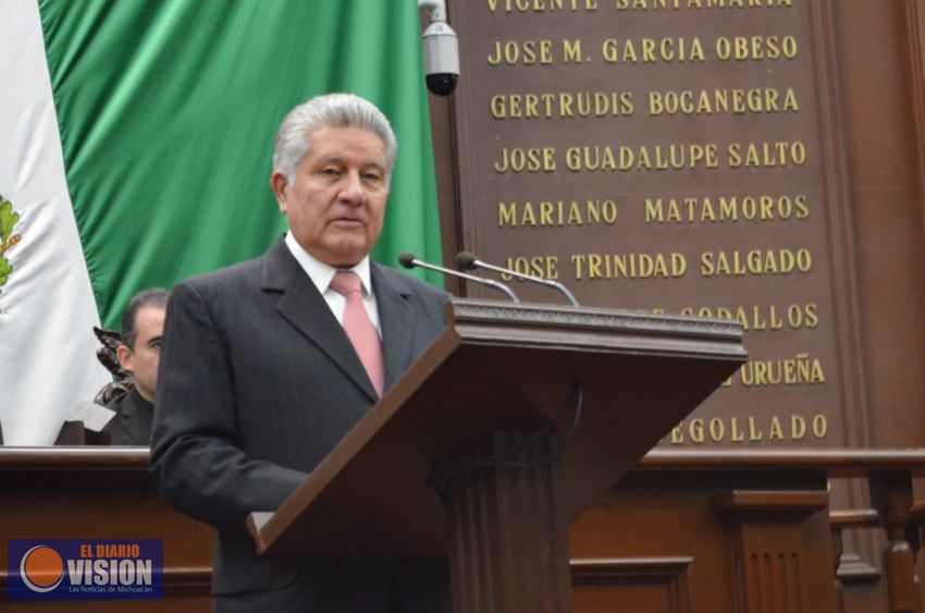 Convoca Omar Carreón al crecimiento de la inversión, empleo,  salarios dignos y obra pública.