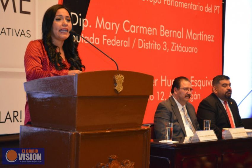 Al rendir su primer informe, Mary Carmen Bernal, compromete más trabajo
