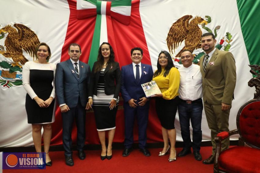 El GPPT cumple con la Ley y le cumple a los michoacanos; entregan su informe de actividades
