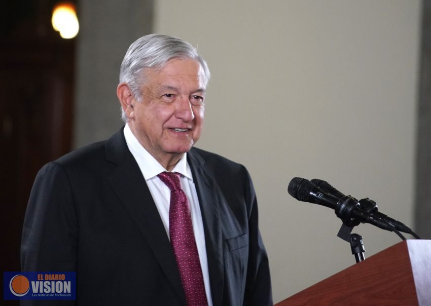 López Obrador revisa avances de empresa para garantizar Internet en el país