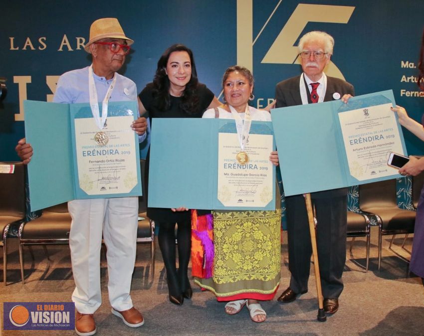 Poder Legislativo comprometido con el arte y la cultura en Michoacán: Gabriela Ceballos 