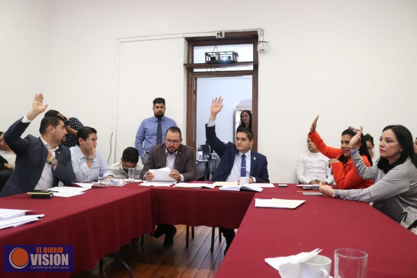 Aprueban dictamen para desincorporación de un bien inmueble; piden avalúos de 10 más