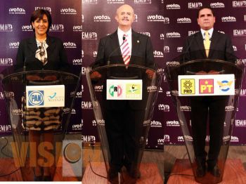 Encendido debate entre los candidatos, la moneda sigue en el aire