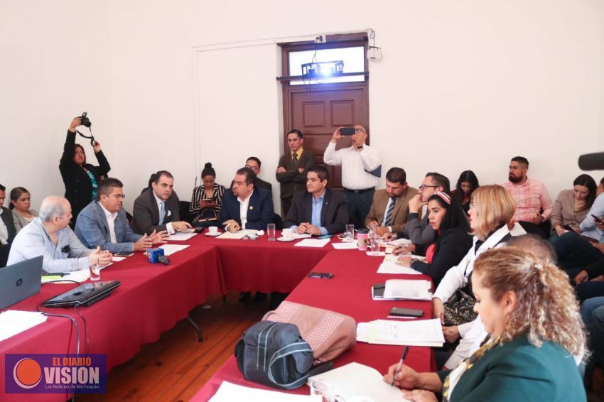 Diputados michoacanos buscan mejorar eficiencia en servicios públicos
