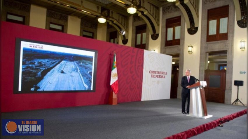 Aeropuerto en Santa Lucía está avanzado en suelo firme, no en fango: AMLO