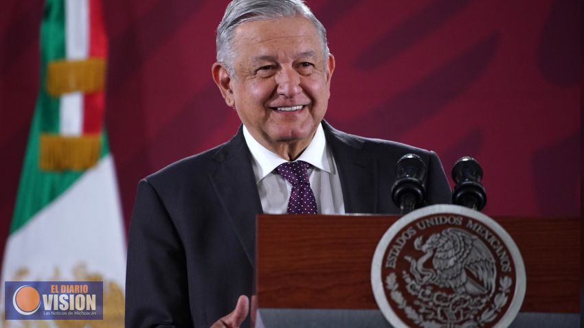 Ordena AMLO a la Segob atender a transportistas y buscar una solución a sus demandas