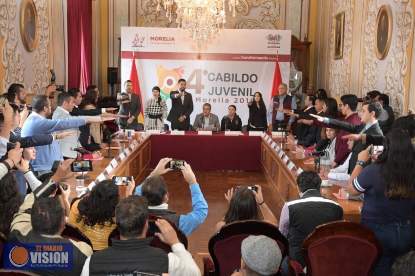 Inicia transformación por la juventud, toma protesta 4to. Cabildo Juvenil Morelia