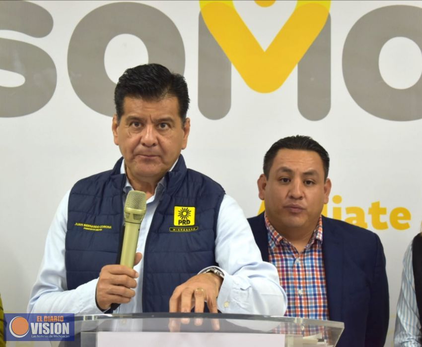 Eligen a Víctor Manríquez coordinador de alcaldes del PRD 