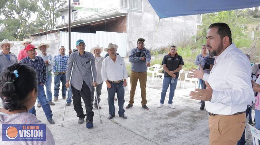 Humberto González visita localidad de Santa Inés para apoyar a la población