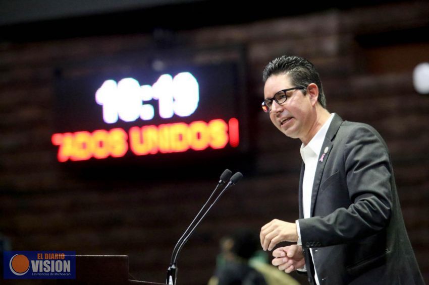 Se cumplió otro compromiso, no más fuero presidencial: Iván Pérez Negrón