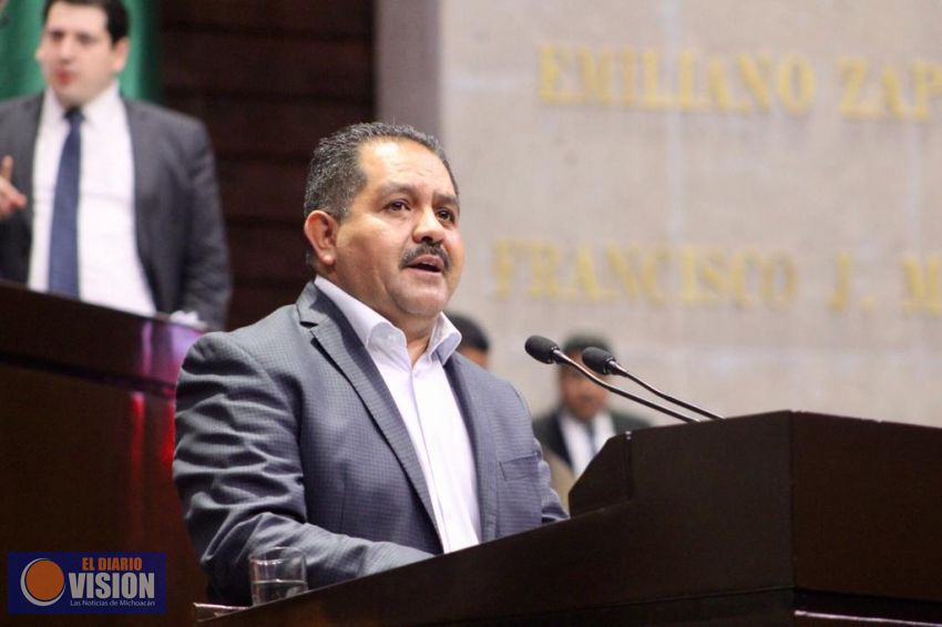 Lupillo Aguilera demanda justa distribución de recursos para estados y municipios