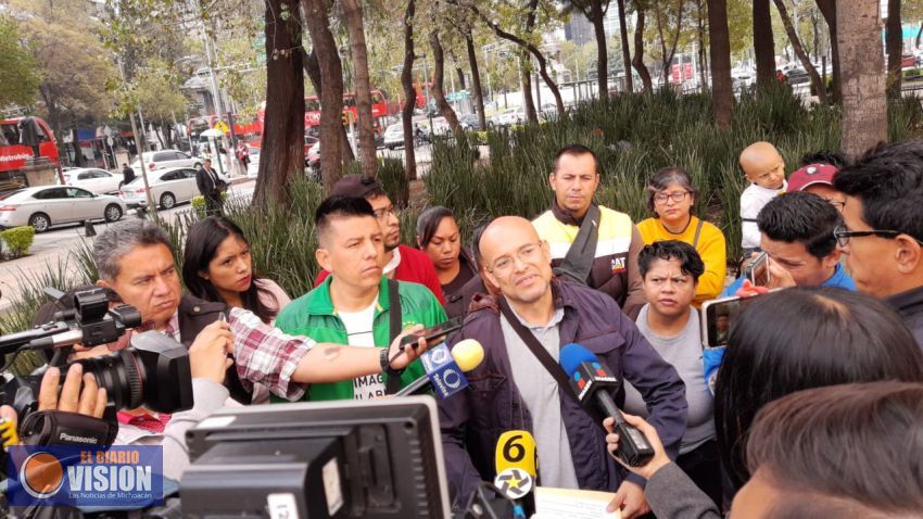 Padres de niños con cáncer son atendidos por el Senado