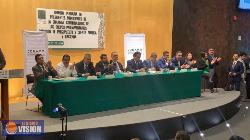 Exponen Alcaldes situación de Ayuntamientos en el Congreso de la Unión 