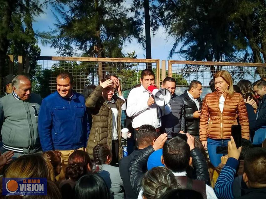 Nelson Villegas Figueroa, acude al Congreso de la Unión, en busca de recurso para Tingambato