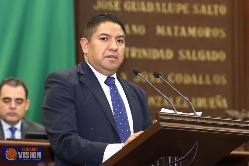 Francisco Cedillo se pronuncia a favor de la Revocación de Mandato