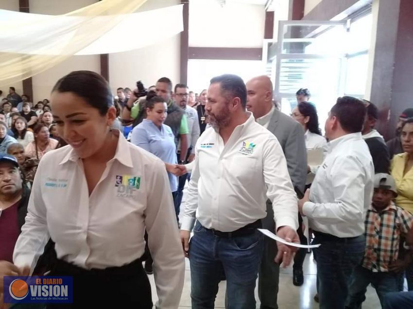 Luis Felipe León, encabeza jornada de Regularización del Estado Civil y Aclaración de Actas