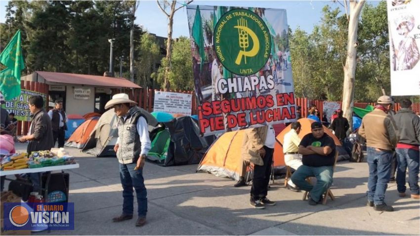 Cuestiona AMLO a líderes campesinos; afirma que Presupuesto 2020 no permitirá corrupción