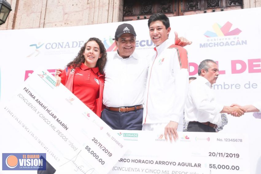 Entrega Gobernador Premio Estatal del Deporte 2019