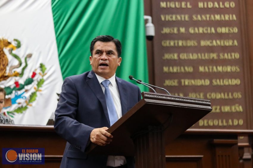 Federación frena desarrollo de Lázaro Cárdenas: Javier Estrada