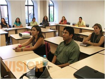 Inicia PGJ y UMSNH Maestría en Derecho