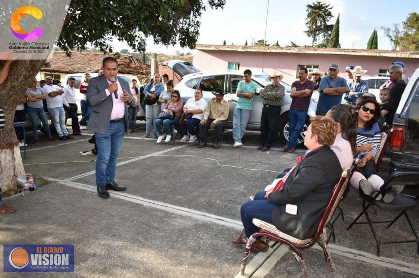 Ariel Trujillo Córdova, inauguró la Plaza Pública en la Colonia Benito Juárez