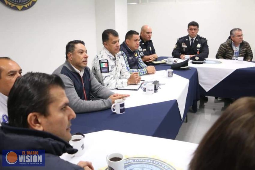 Todos sumamos a la seguridad en Uruapan: Víctor Manríquez 