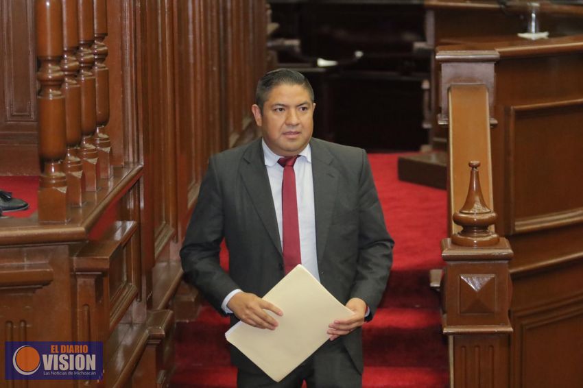 El diputado Francisco Cedillo de Jesús va por los derechos digitales