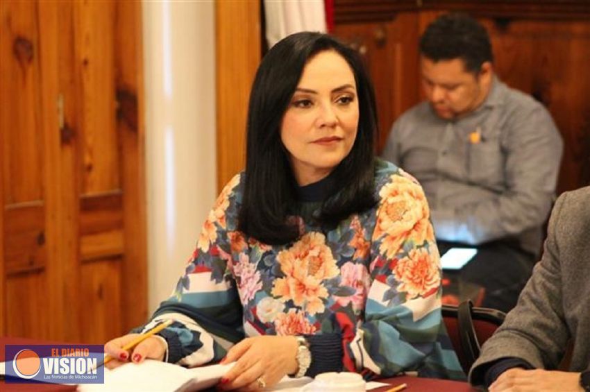 Reconoce Adriana Hernández procesos de selección de aspirantes en el Poder Judicial