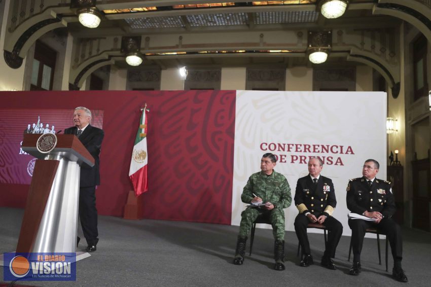 AMLO dice a gobernadores que temprano se reparten los pedacitos de suerte