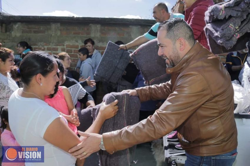 Humberto González abriga corazones en el distrito de Puruándiro