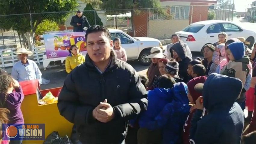 Humberto González lleva El Tren de las Sonrisas a las comunidades del Distrito de Puruándiro